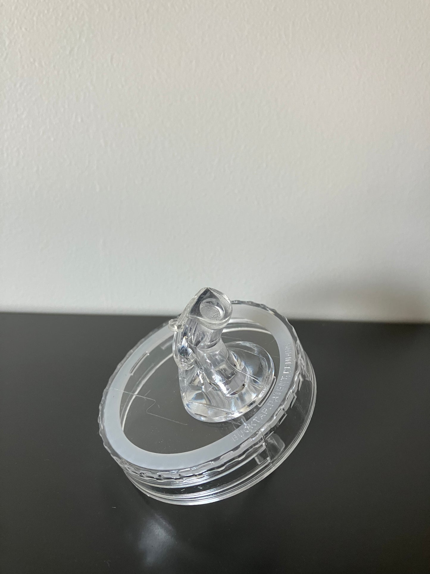 Lid With Pour Spout